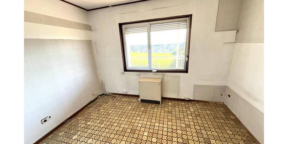 Bungalow Leverkusen Lützenkirchen - 9 Zimmer, 211 m&sup2;, 498.000&euro; | Angebot:26064429