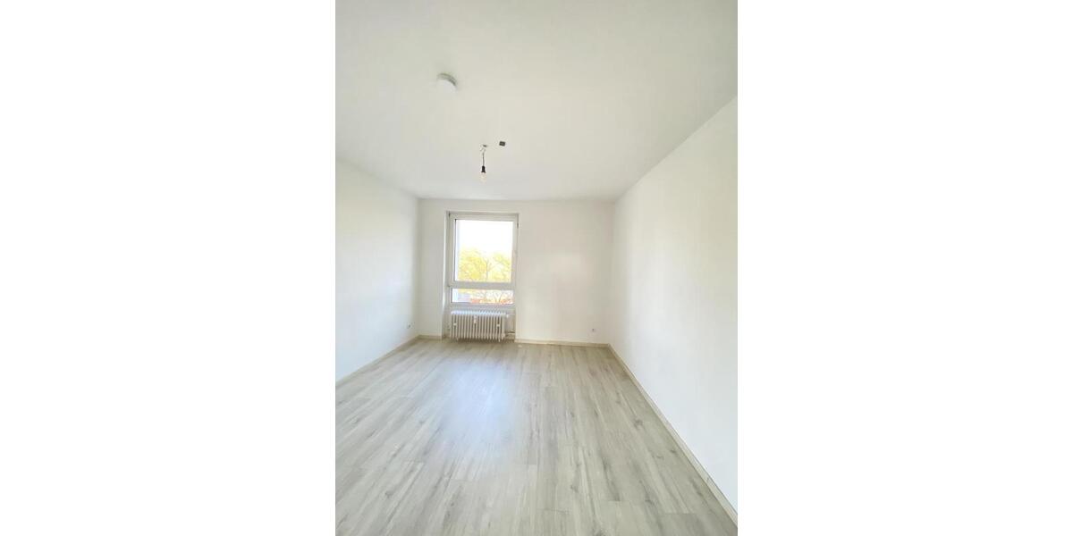 Etagenwohnung Solingen - 3 Zimmer, 73 m&sup2;, 779&euro; | Angebot:24489867