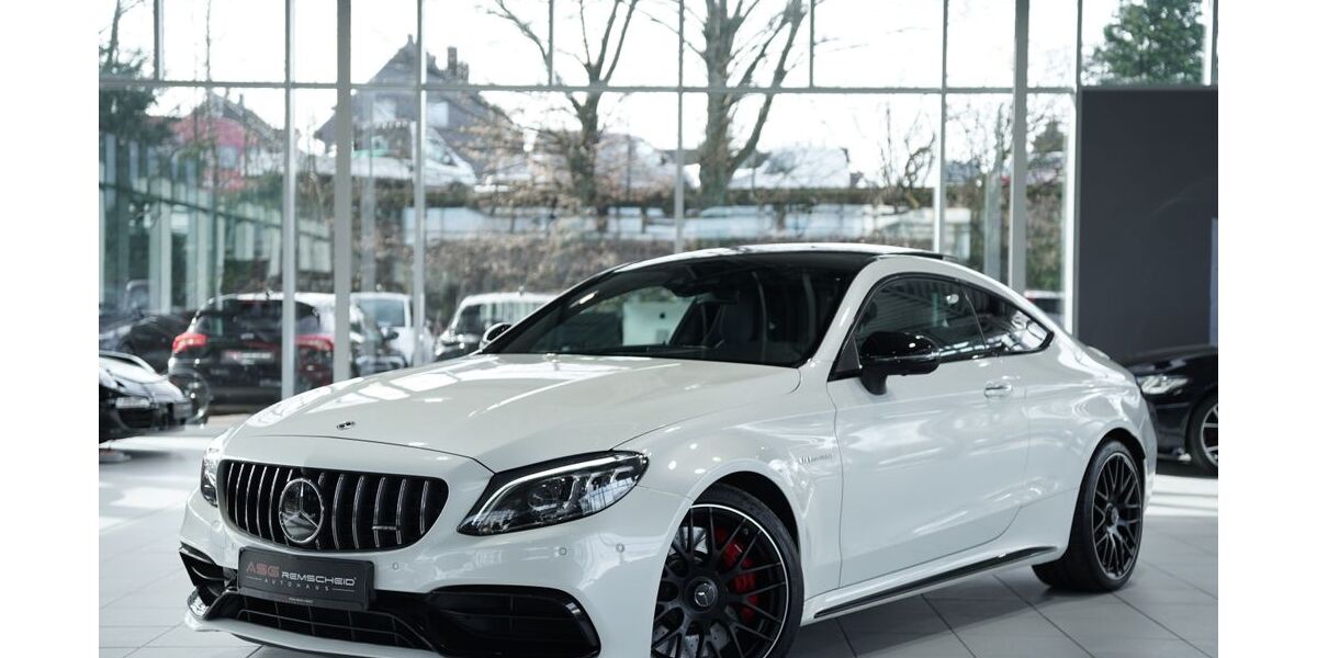 Mercedes-Benz C 63 AMG 30.000 km 81.800 &euro; Remscheid/NRW 42855