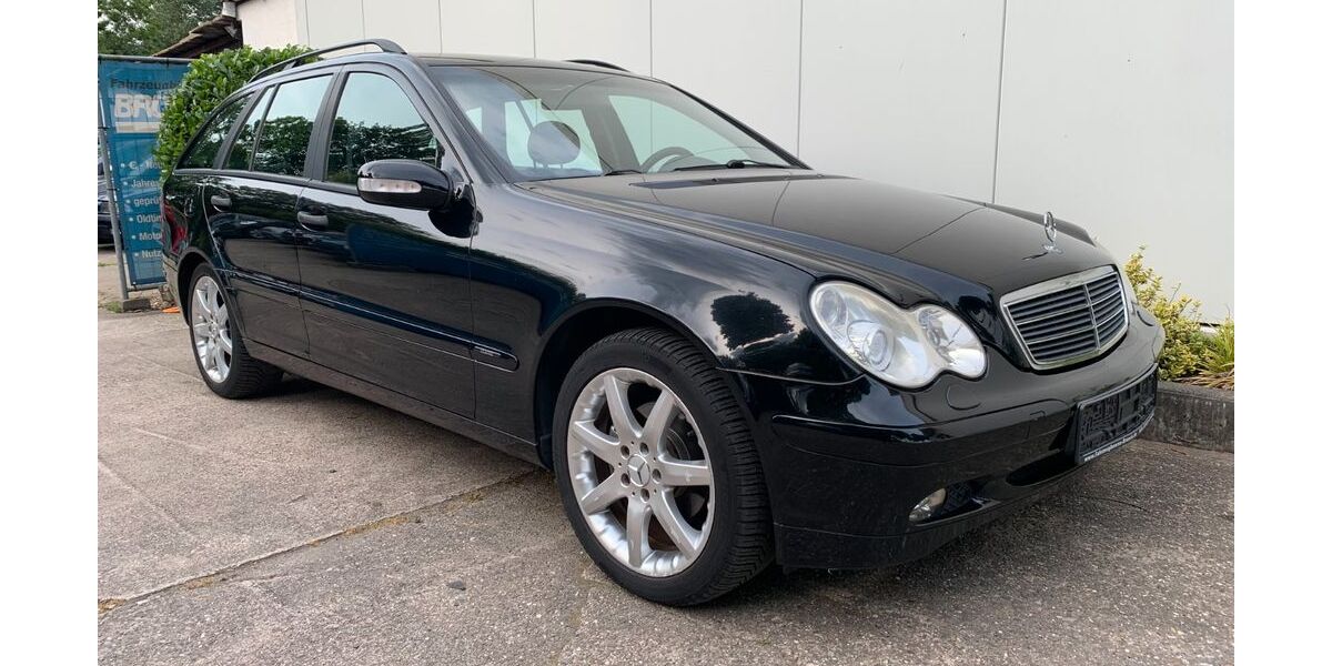 Mercedes-Benz C 220 233.216 km 3.995 &euro; Köln 51107