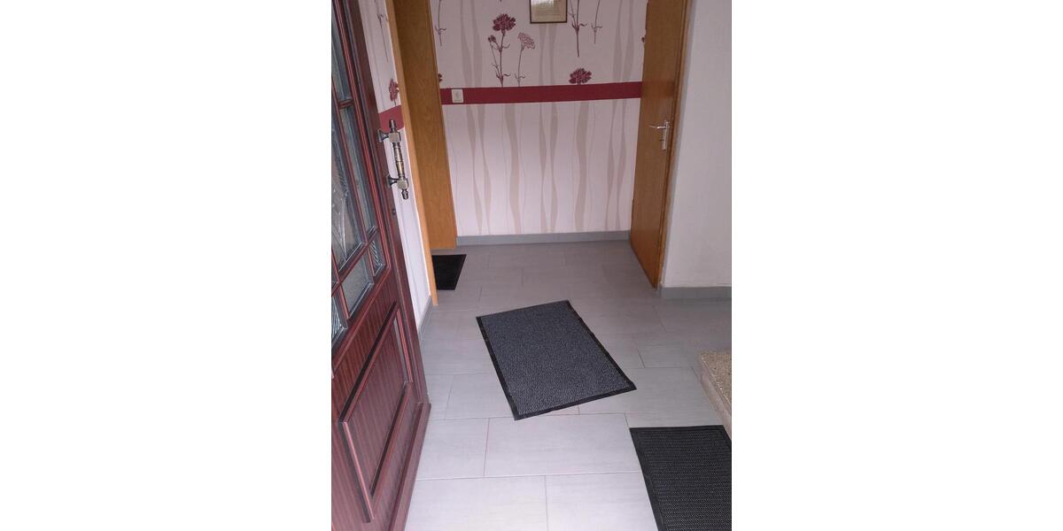 Erdgeschoßwohnung Remscheid Reinshagen - 3 Zimmer, 87 m&sup2;, 696&euro; | Angebot:26698747
