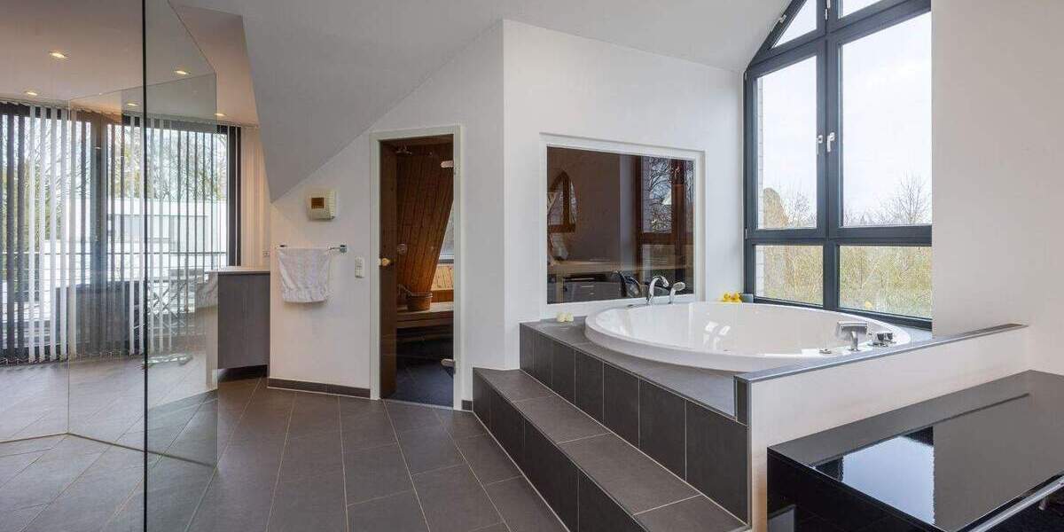 Doppelhaushälfte Neuss Gnadental - 7 Zimmer, 218 m&sup2;, 1.370.000&euro; | Angebot:25738398