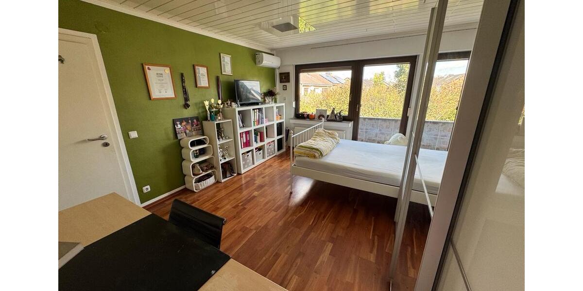 Einfamilienhaus Willich - 5 Zimmer, 430 m&sup2;, 2.800&euro; | Angebot:26645782
