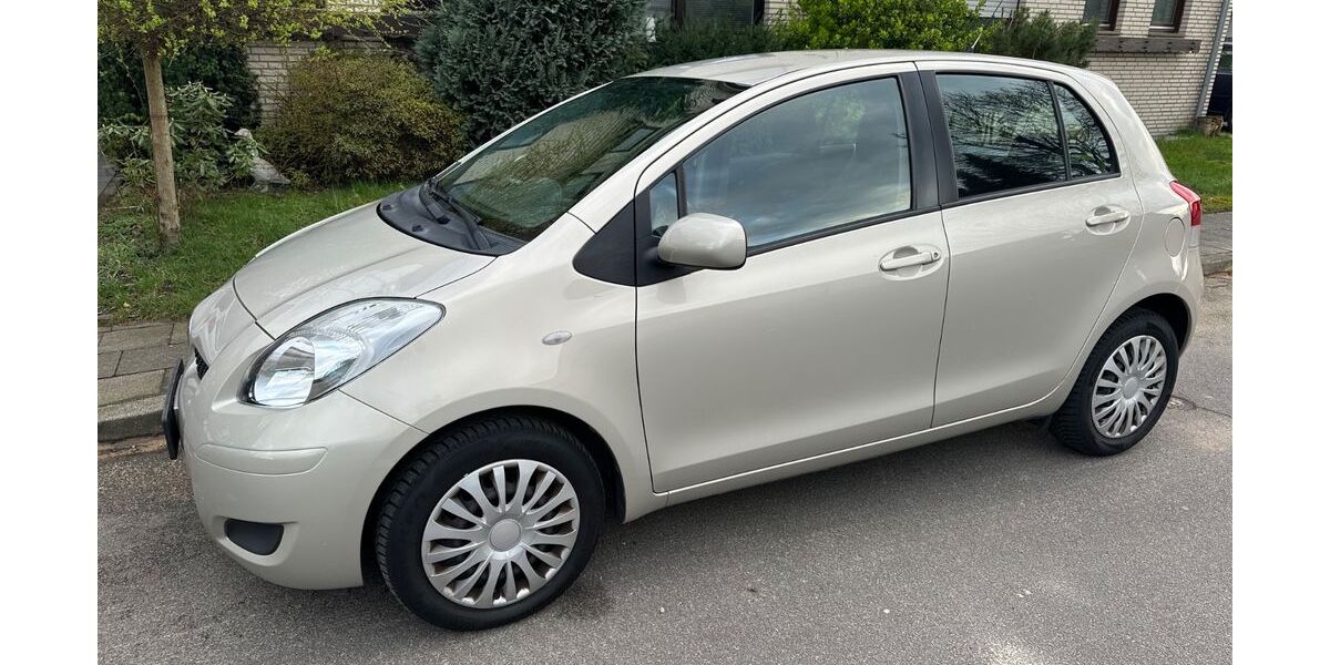 Daihatsu Charade 147.529 km 3.100 &euro; Jüchen 41363