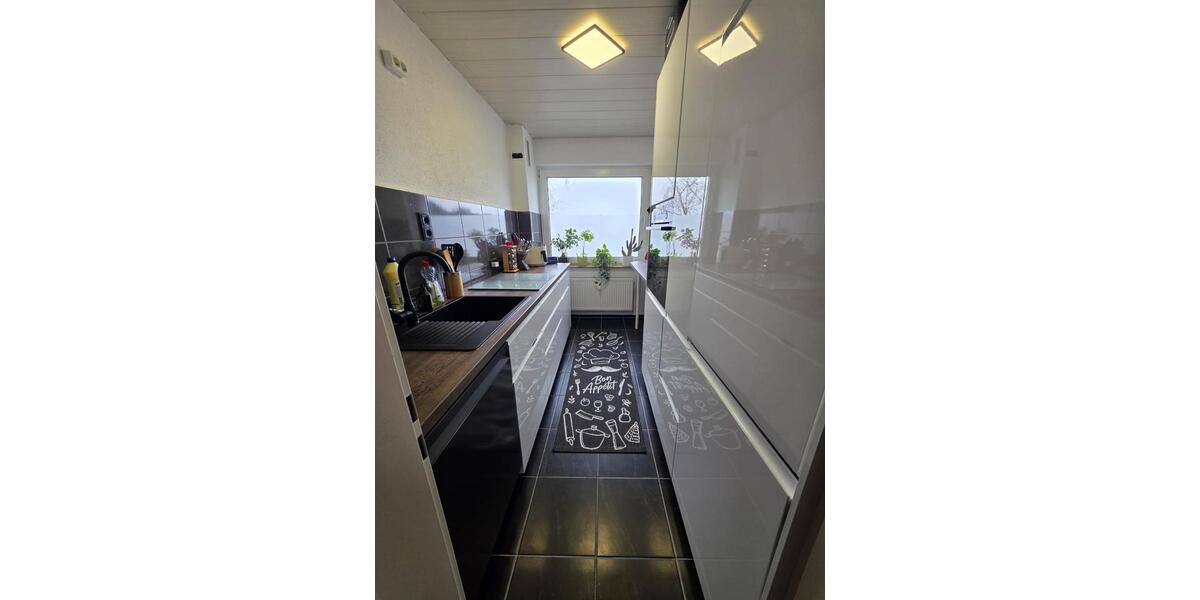 Etagenwohnung Wermelskirchen - 2.5 Zimmer, 71 m&sup2;, 750&euro; | Angebot:25102653