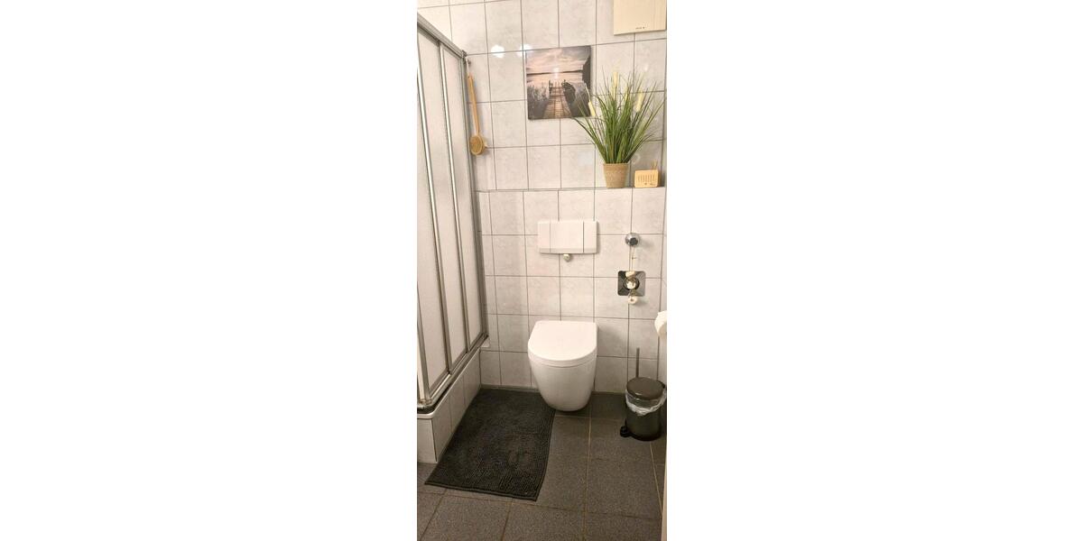 Etagenwohnung Solingen - 2 Zimmer, 60 m&sup2;, 810&euro; | Angebot:26678029