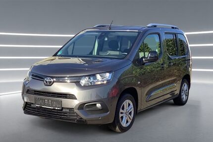 Toyota Proace City 65.809 km 24.890 &euro; Köln 51149