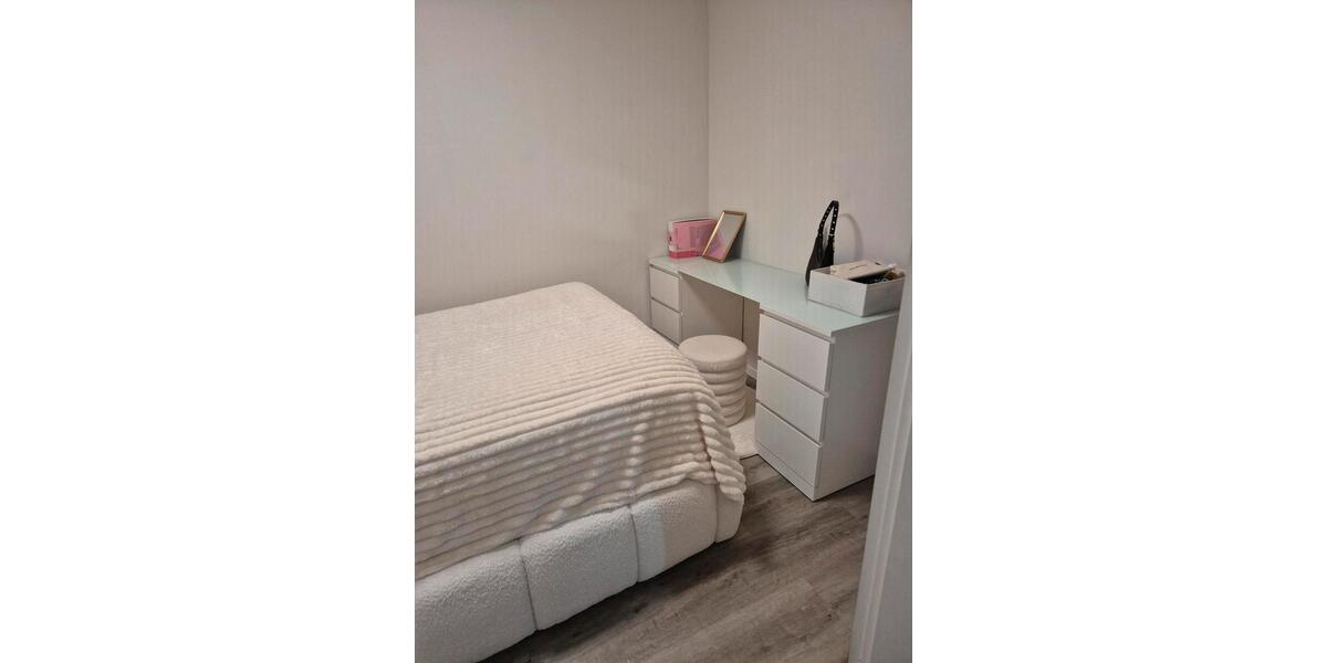 Etagenwohnung Düsseldorf Stadtbezirk 9 - 2 Zimmer, 41 m&sup2;, 499&euro; | Angebot:24843173