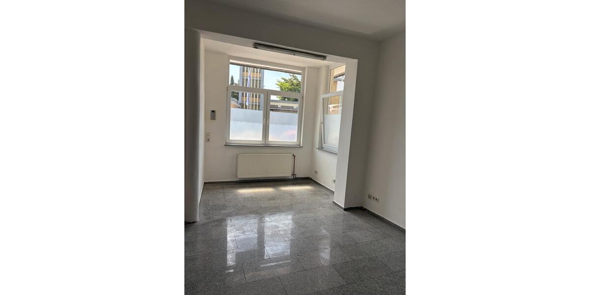 Etagenwohnung Ratingen Tiefenbroich - 1 Zimmer, 30 m&sup2;, 500&euro; | Angebot:26699804