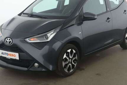 Toyota Aygo 52.110 km 12.910 &euro; Köln 50739