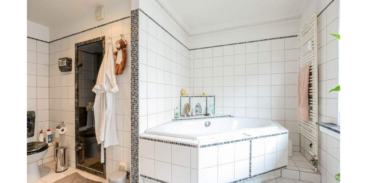 Etagenwohnung Leverkusen Opladen - 3 Zimmer, 137 m&sup2;, 349.000&euro; | Angebot:25749231