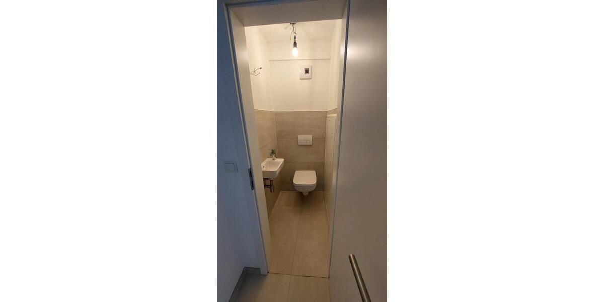 Erdgeschoßwohnung Köln Kalk - 3 Zimmer, 83 m&sup2;, 1.650&euro; | Angebot:24476955