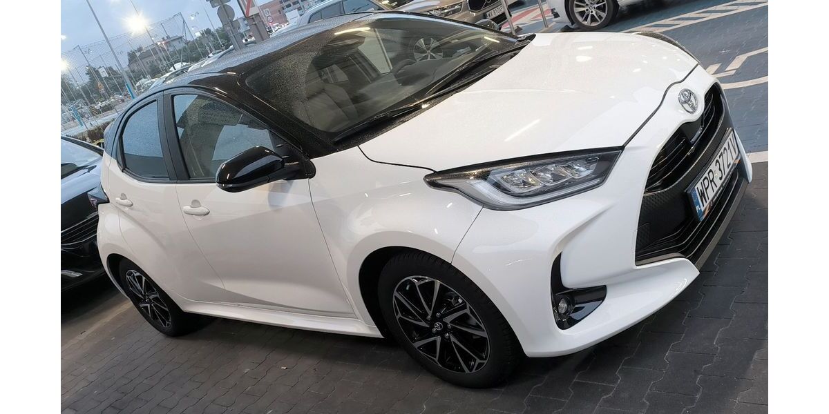 Toyota Yaris 6.400 km 18.800 &euro; Dusseldorf 40595