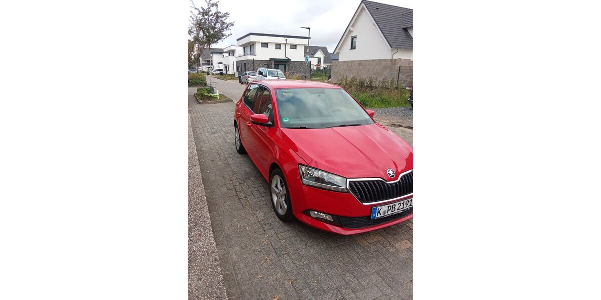 Skoda Fabia 102.000 km 6.800 &euro; Kerpen 50171