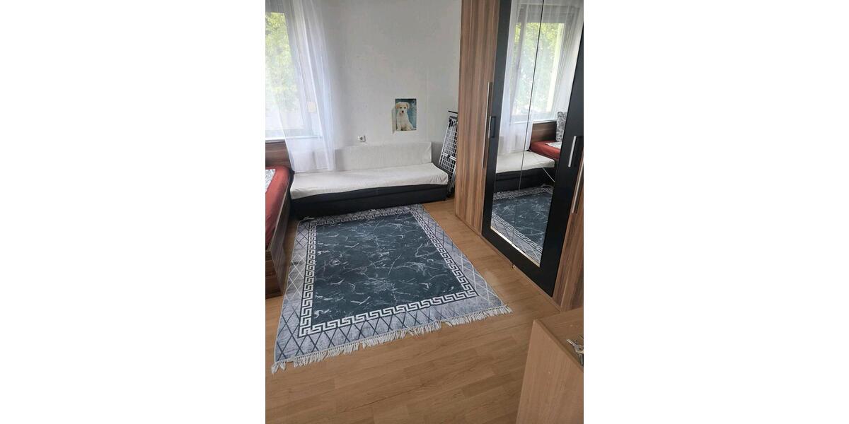 Etagenwohnung Solingen Wald - 2 Zimmer, 55 m&sup2;, 620&euro; | Angebot:26024012