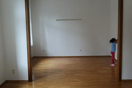 Wohnung Solingen Mitte - 2 Zimmer, 60 m&sup2;, 500&euro; | Angebot:25931896