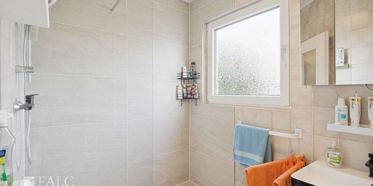 Reihenmittelhaus Köln Lindweiler - 4 Zimmer, 87 m&sup2;, 320.000&euro; | Angebot:25696516