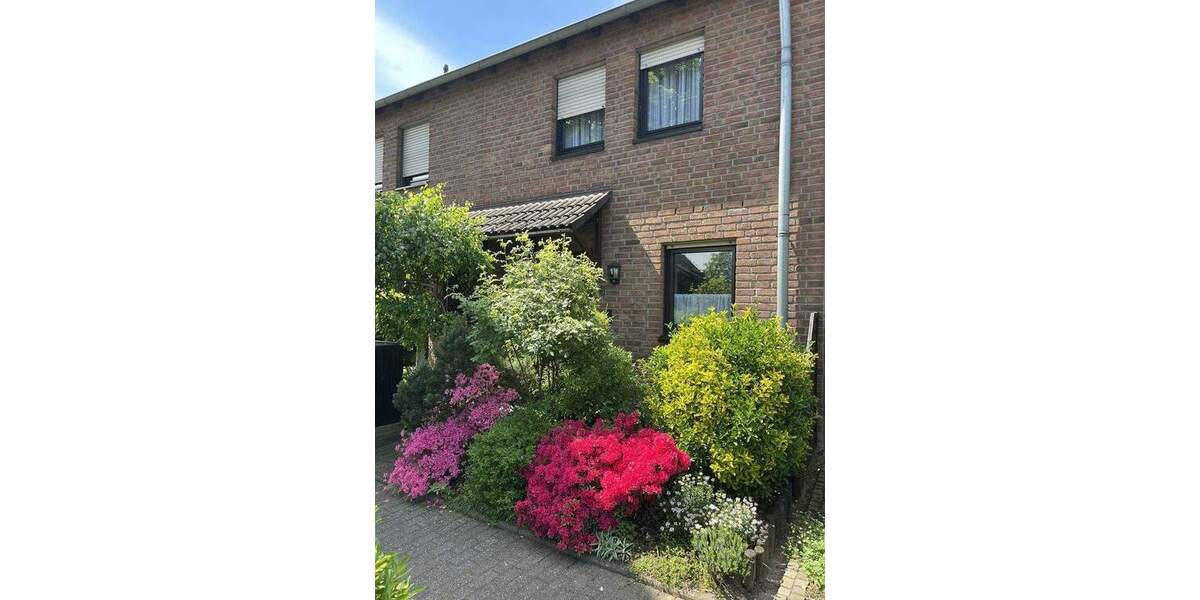 Reihenmittelhaus Monheim am Rhein Baumberg - 4 Zimmer, 112 m&sup2;, 485.000&euro; | Angebot:25716335