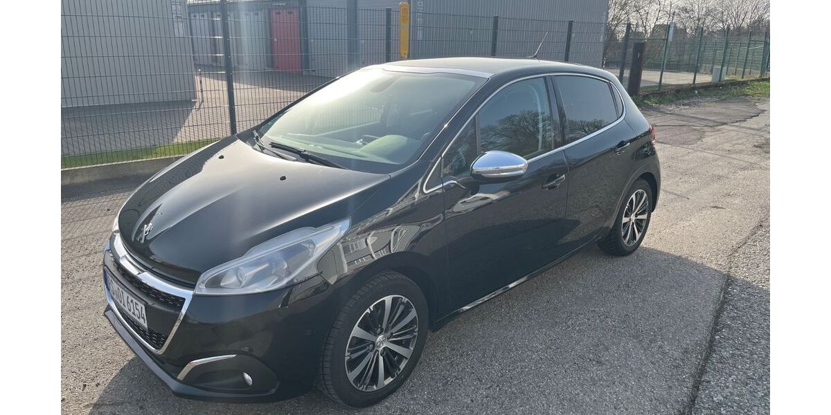 Peugeot 208 143.850 km 4.799 &euro; remscheid 42857