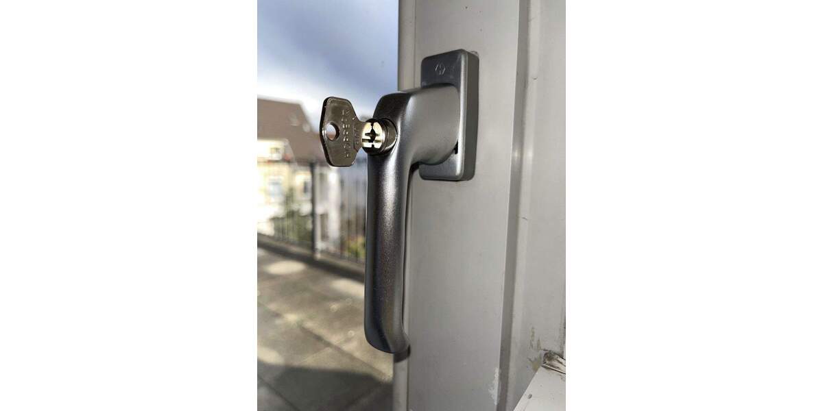 Etagenwohnung Düsseldorf Bilk - 2 Zimmer, 64 m&sup2;, 320.000&euro; | Angebot:25657435