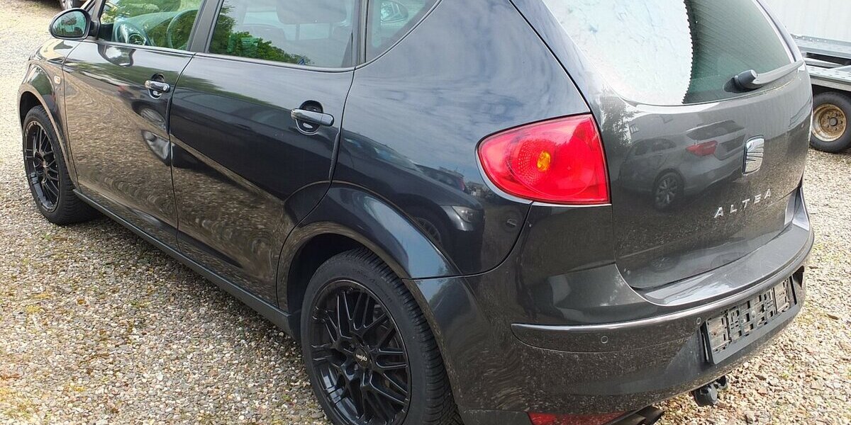 Seat Altea STYLE KLIMAAUTOMATIK NAVI PARCTRONIC 165.222 km 4.908 &euro; Köln 50858