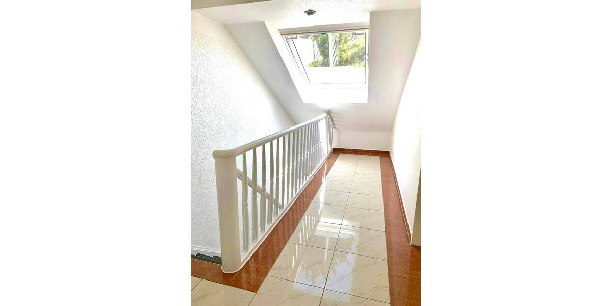 Einfamilienhaus Korschenbroich - 8 Zimmer, 236 m&sup2;, 628.500&euro; | Angebot:25970740