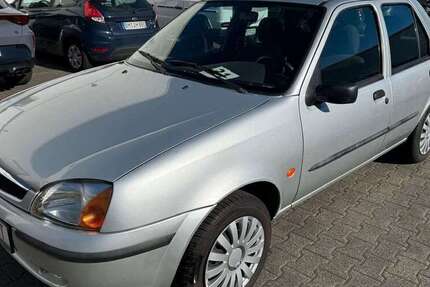 Mazda 121 42.000 km 2.650 &euro; Brühl - Vochem/Industriegebiet 50321