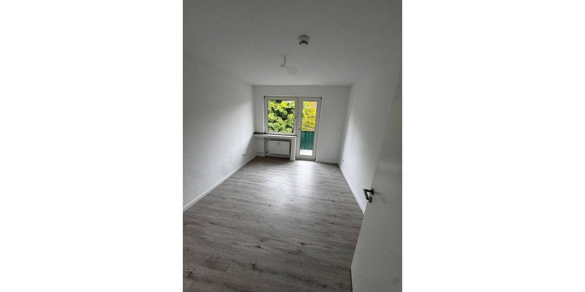 Etagenwohnung Köln Kalk - 2 Zimmer, 53 m&sup2;, 220.000&euro; | Angebot:26450499