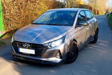 Hyundai i20 60.829 km 10.000 &euro; Düsseldorf 40231
