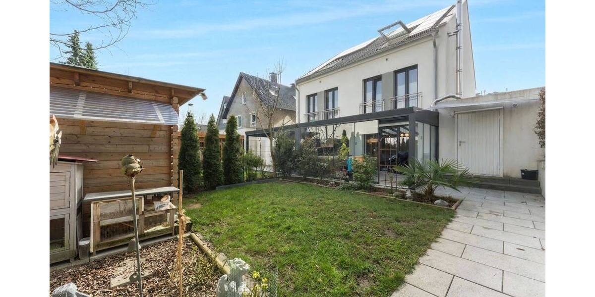 Doppelhaushälfte Solingen Gräfrath - 5 Zimmer, 122 m&sup2;, 499.999&euro; | Angebot:25996733