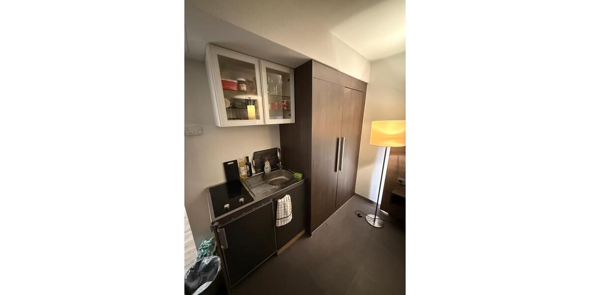 Etagenwohnung Düsseldorf Stadtbezirk 3 - 1 Zimmer, 35 m&sup2;, 1.100&euro; | Angebot:25146687