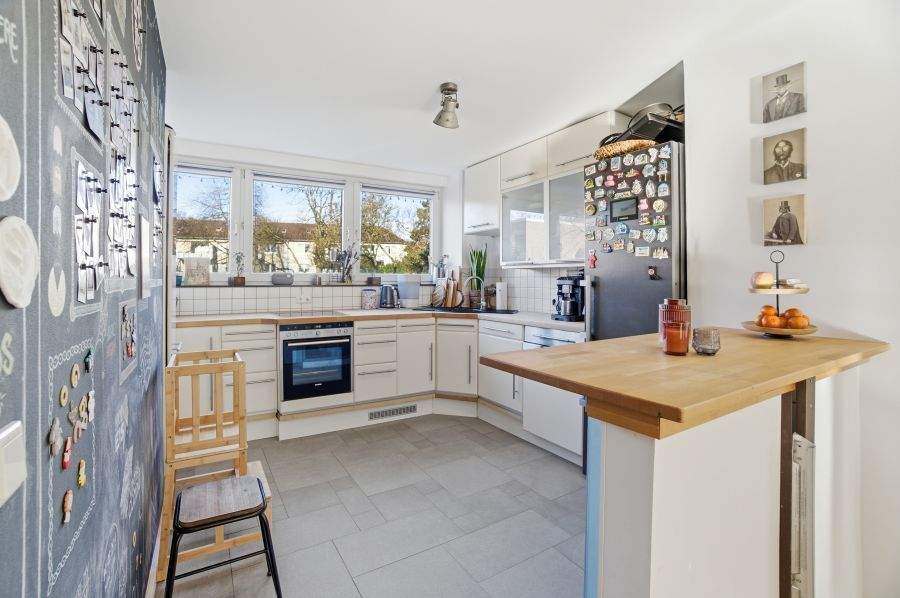 Etagenwohnung Düsseldorf Hassels - 2 Zimmer, 83 m&sup2;, 325.000&euro; | Angebot:25705686