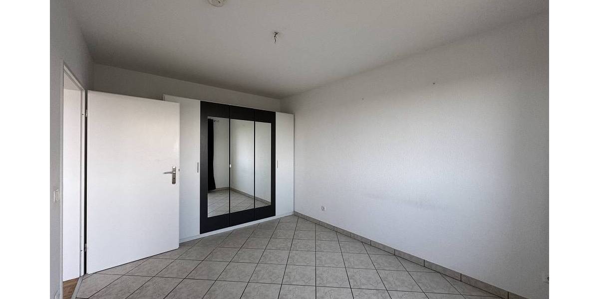 Etagenwohnung Köln Höhenberg - 2 Zimmer, 57 m&sup2;, 180.000&euro; | Angebot:25779465