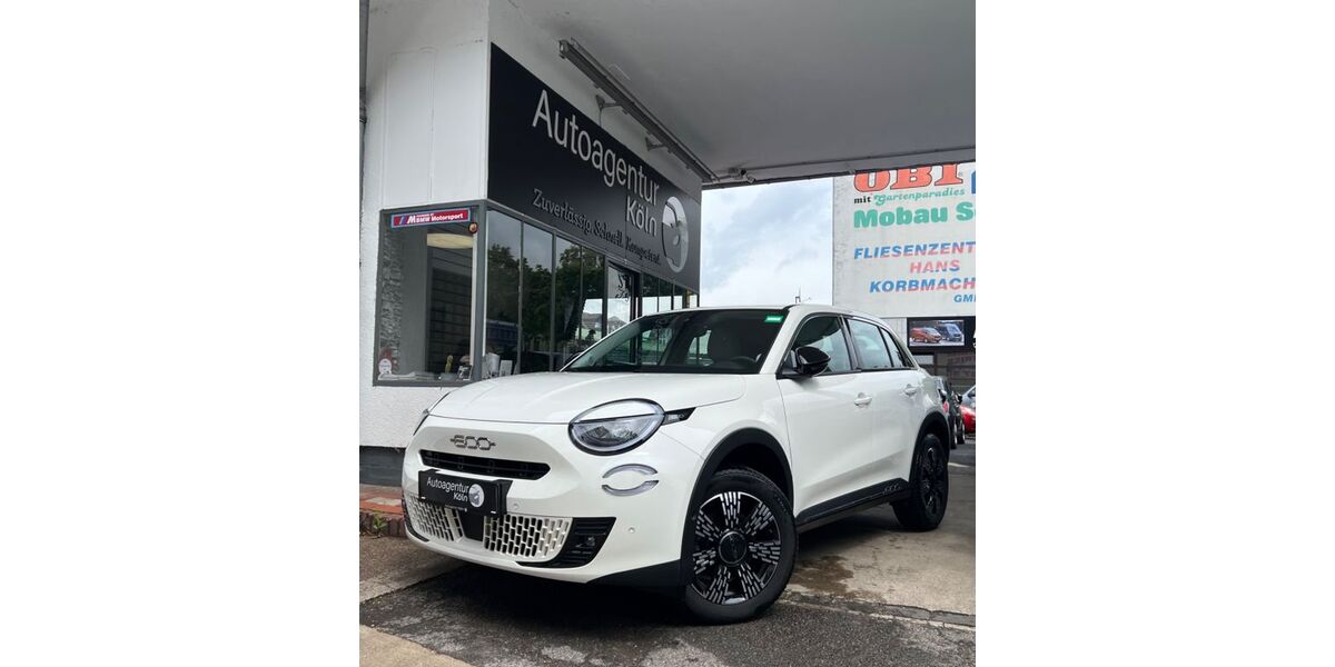 Fiat 600 8.488 km 20.990 &euro; Köln 51067
