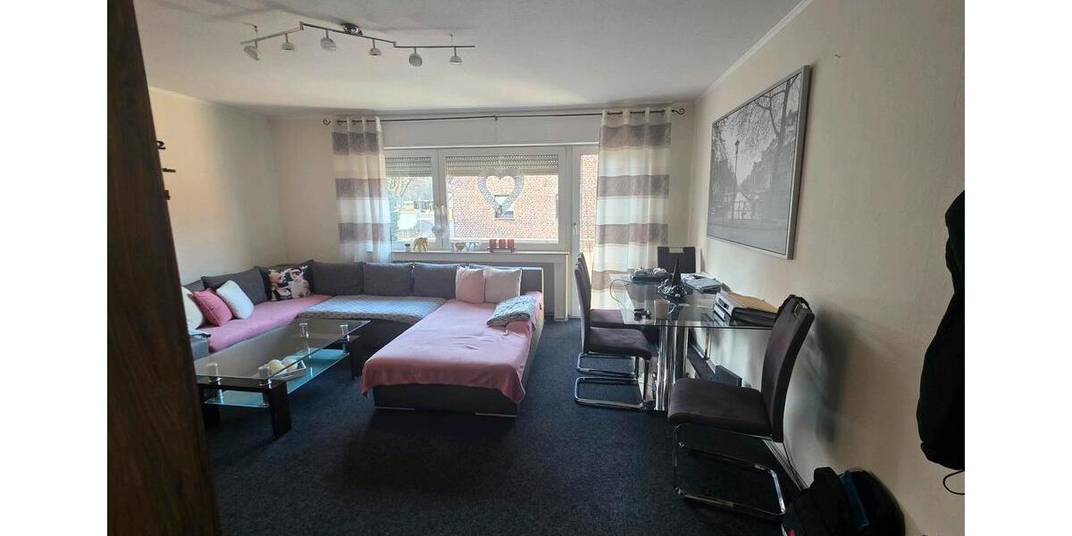 Etagenwohnung Grevenbroich - 4 Zimmer, 90 m&sup2;, 900&euro; | Angebot:25957362