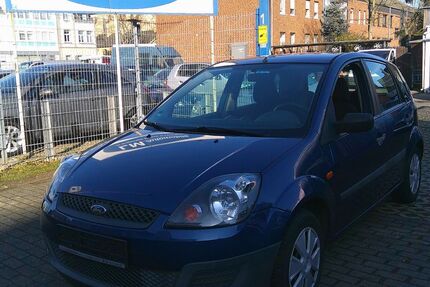 Ford Fiesta 122.797 km 2.950 &euro; Leverkusen 51377