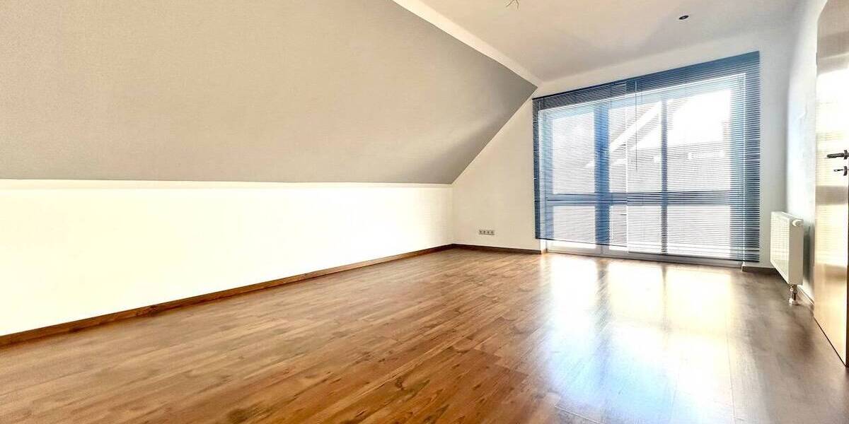 Doppelhaushälfte Neuss Furth-Mitte - 4 Zimmer, 108 m&sup2;, 589.000&euro; | Angebot:26064233