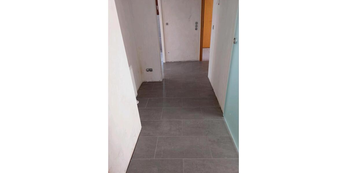 Erdgeschoßwohnung Remscheid Reinshagen - 3 Zimmer, 87 m&sup2;, 696&euro; | Angebot:26698747