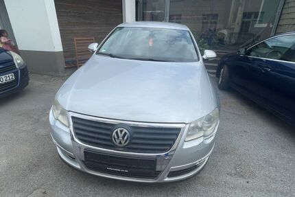 VW Passat 220.000 km 1.050 &euro; solingen 42655