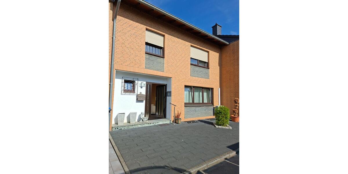 Reihenhaus Bergheim Ahe - 4 Zimmer, 109 m&sup2;, 359.000&euro; | Angebot:22553087