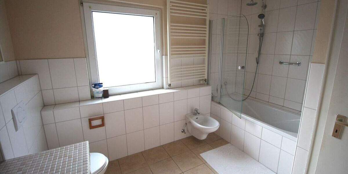 Einfamilienhaus Düsseldorf Stockum - 4 Zimmer, 105 m&sup2;, 750.000&euro; | Angebot:25769451