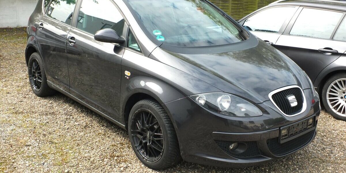 Seat Altea STYLE KLIMAAUTOMATIK NAVI PARCTRONIC 165.222 km 4.908 &euro; Köln 50858