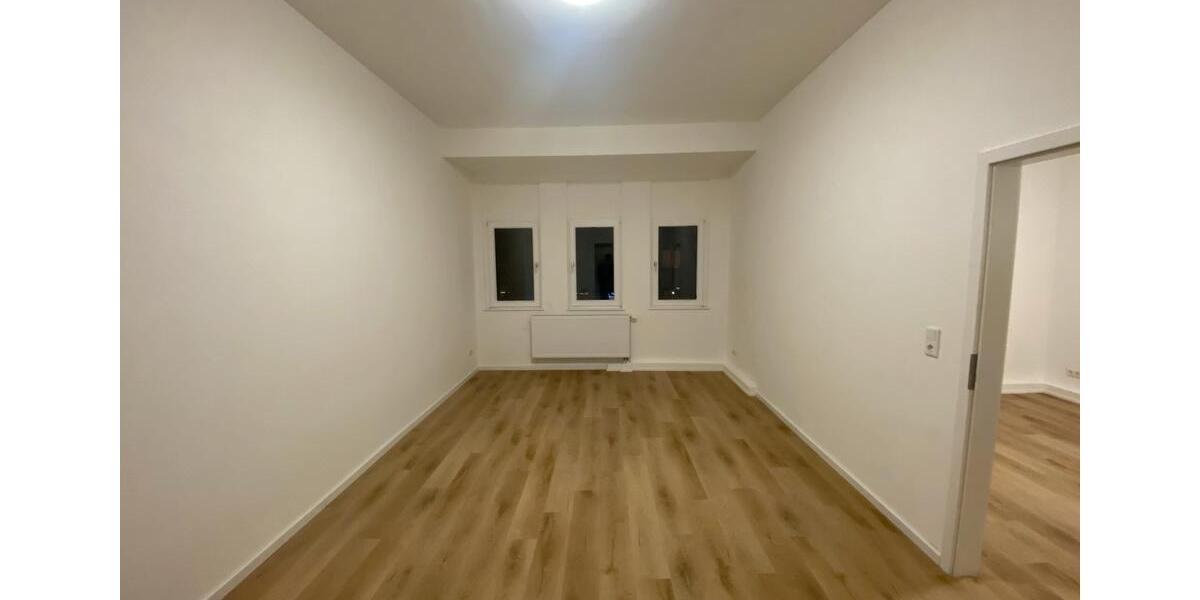 Etagenwohnung Köln Mülheim - 3 Zimmer, 90 m&sup2;, 1.500&euro; | Angebot:25310067