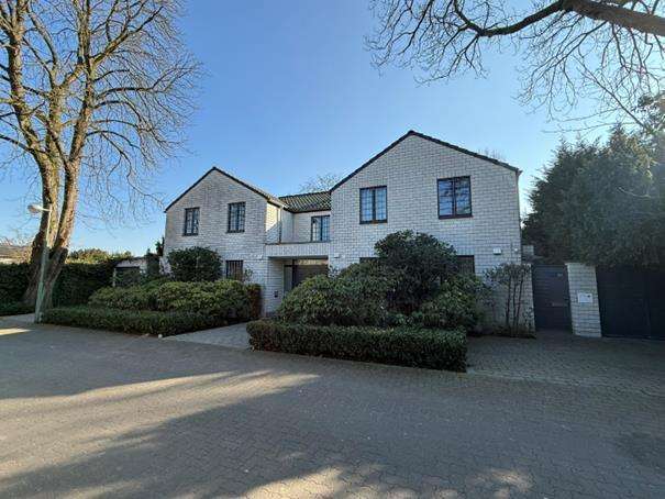 Einfamilienhaus Meerbusch Necklenbroich - 11 Zimmer, 360 m&sup2;, 2.995.000&euro; | Angebot:24752389