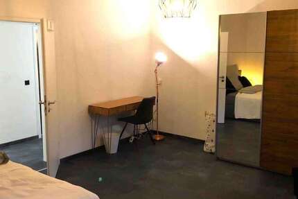 Zimmer Köln Altstadt-Süd - 905&euro; | Angebot:23684229