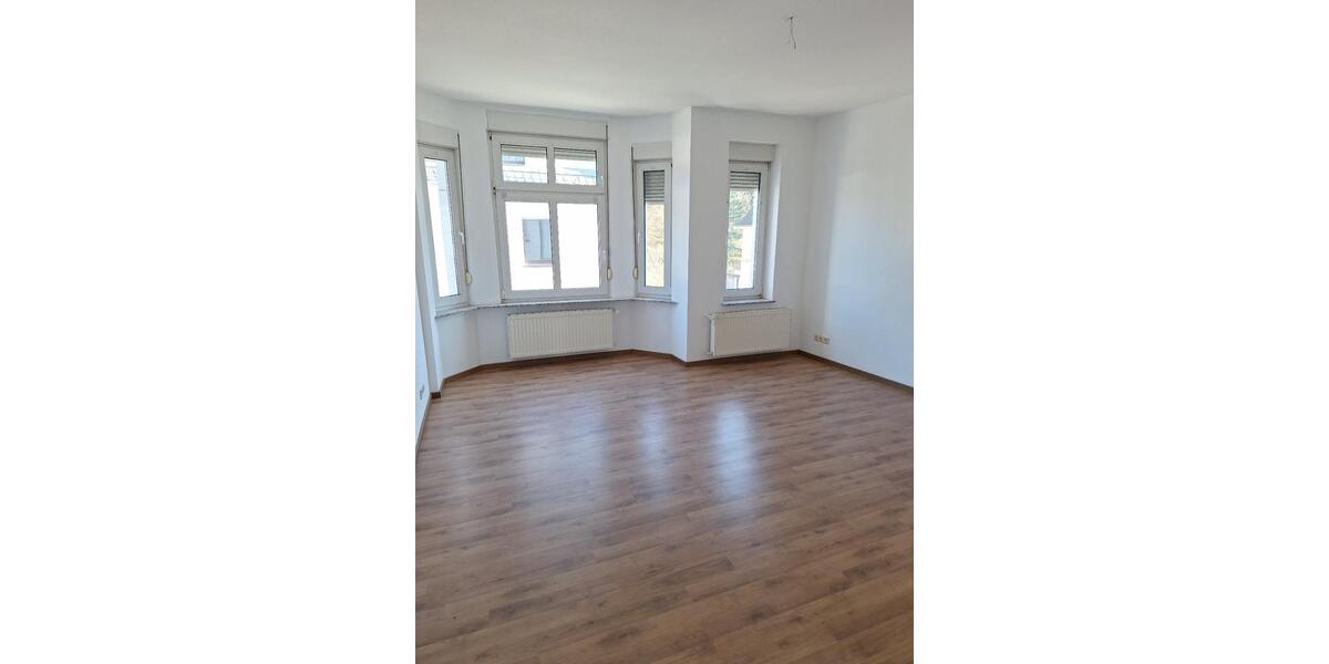 Etagenwohnung Solingen - 3 Zimmer, 80 m&sup2;, 560&euro; | Angebot:26690639