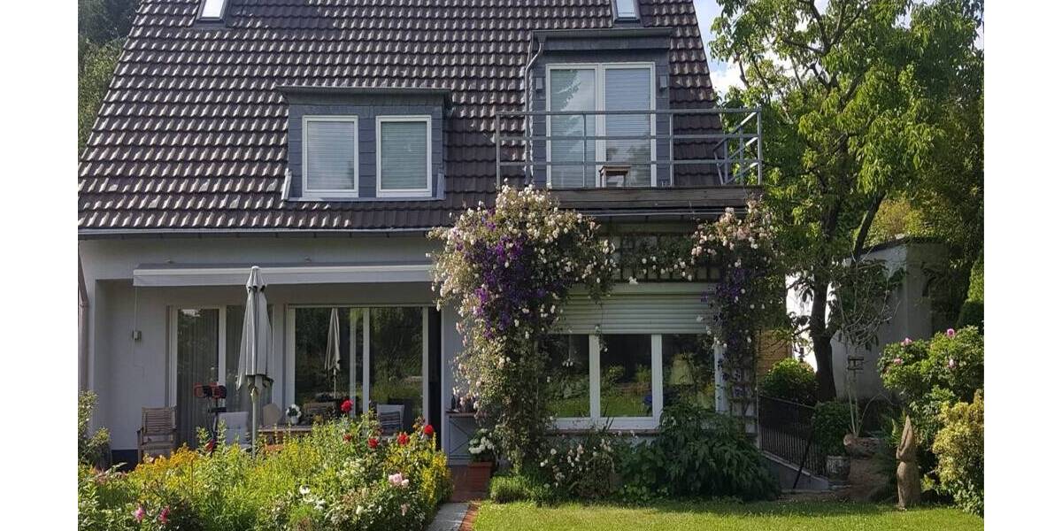 Einfamilienhaus Haan - 5 Zimmer, 200 m&sup2;, 699.000&euro; | Angebot:26080735
