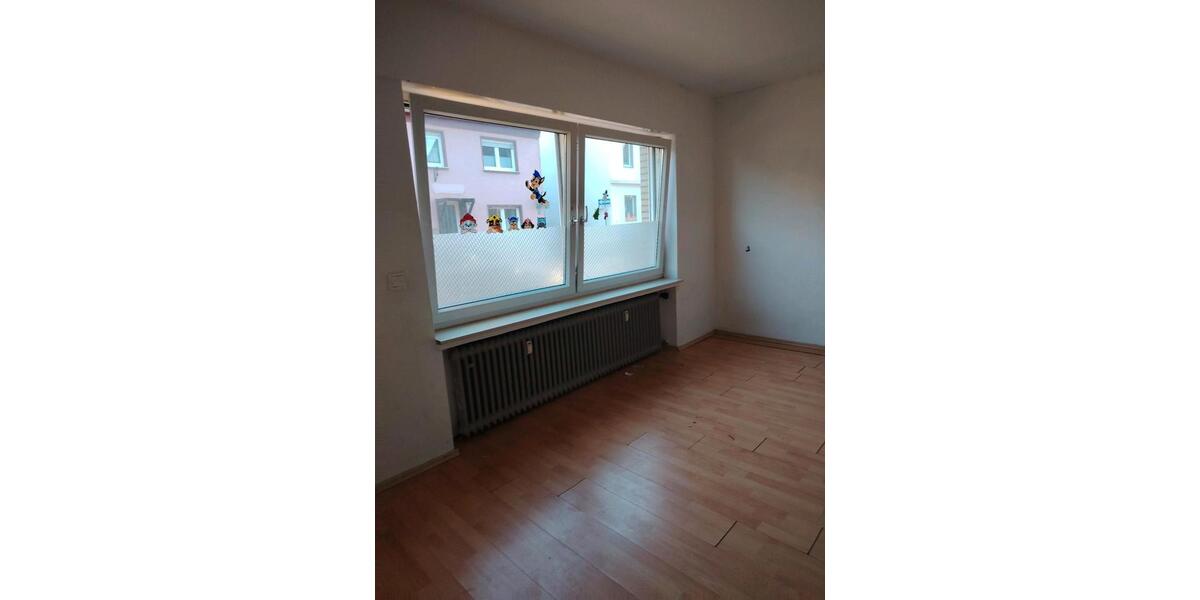 Erdgeschoßwohnung Elsdorf - 4 Zimmer, 135 m&sup2;, 1.750&euro; | Angebot:26030057