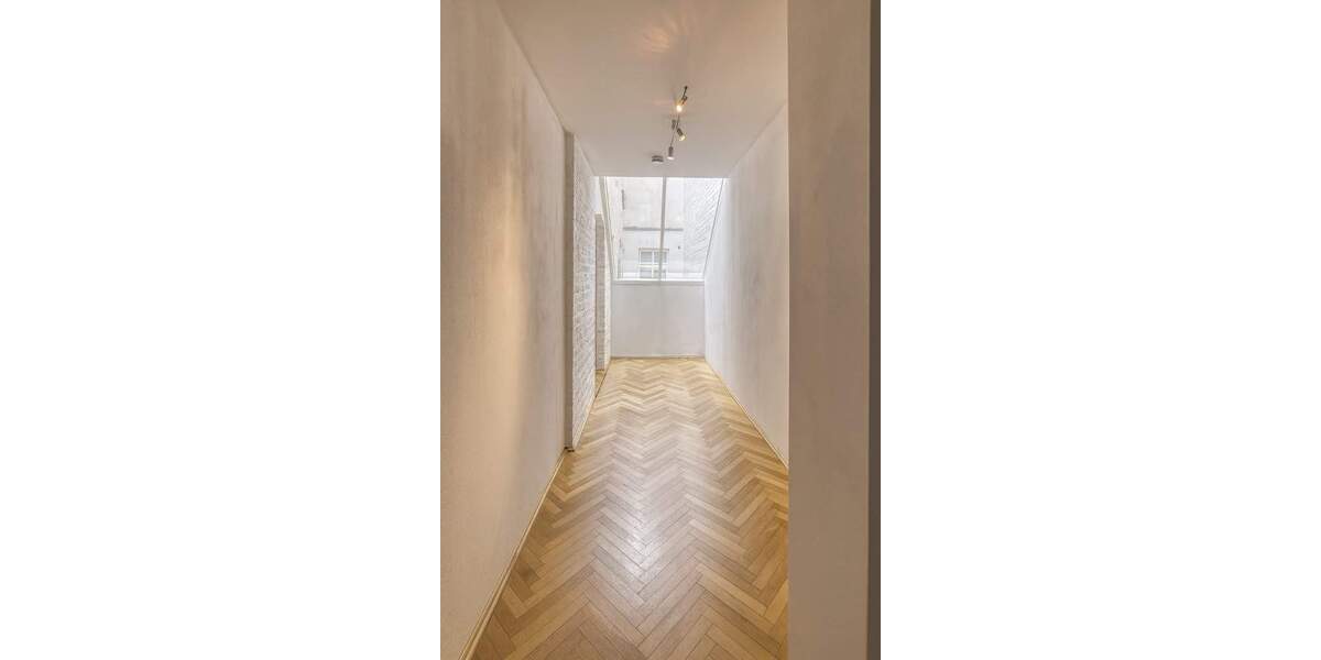 Etagenwohnung Köln-Deutz Deutz - 4 Zimmer, 171 m&sup2;, 745.000&euro; | Angebot:25663469