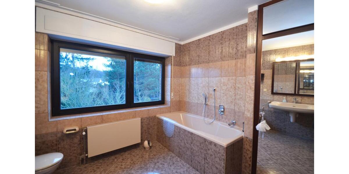 Maisonettenwohnung Brühl - 3 Zimmer, 100 m&sup2;, 995&euro; | Angebot:25265394